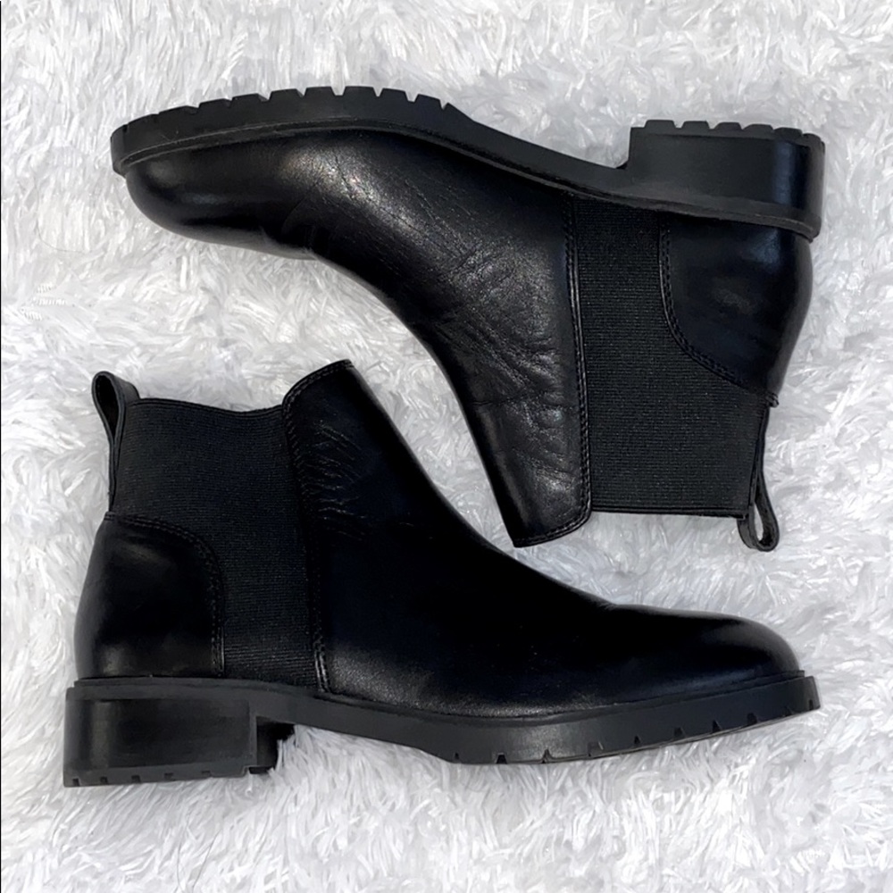 Steve Madden Chelsea Boots